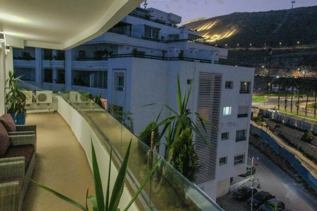 Marina Agadir Luxury Apartment With Mountain View & Pool Access Marokko